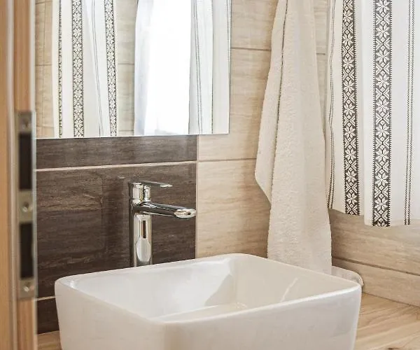 Pod Lesom * Velka Frankova